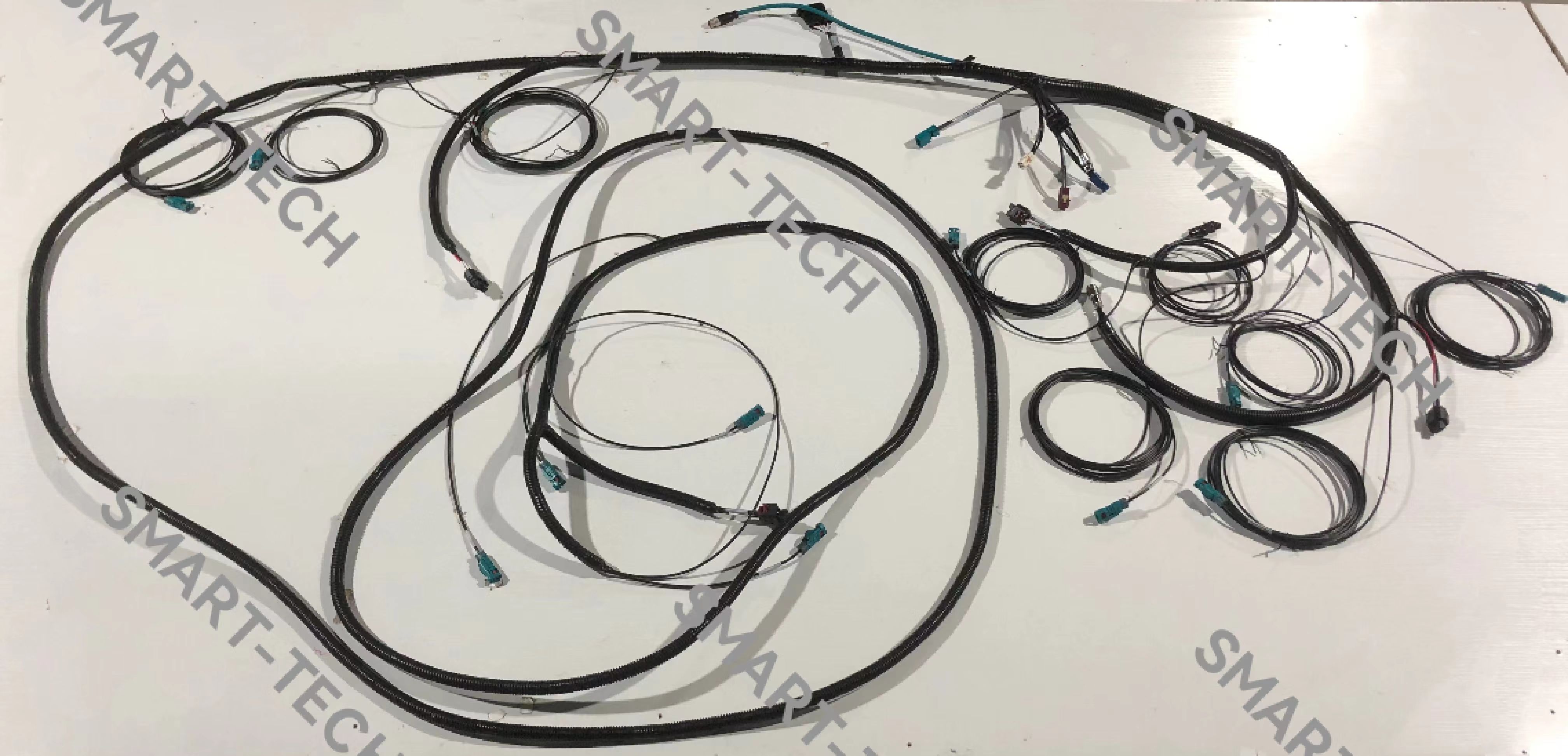 無人駕駛場景專用線束